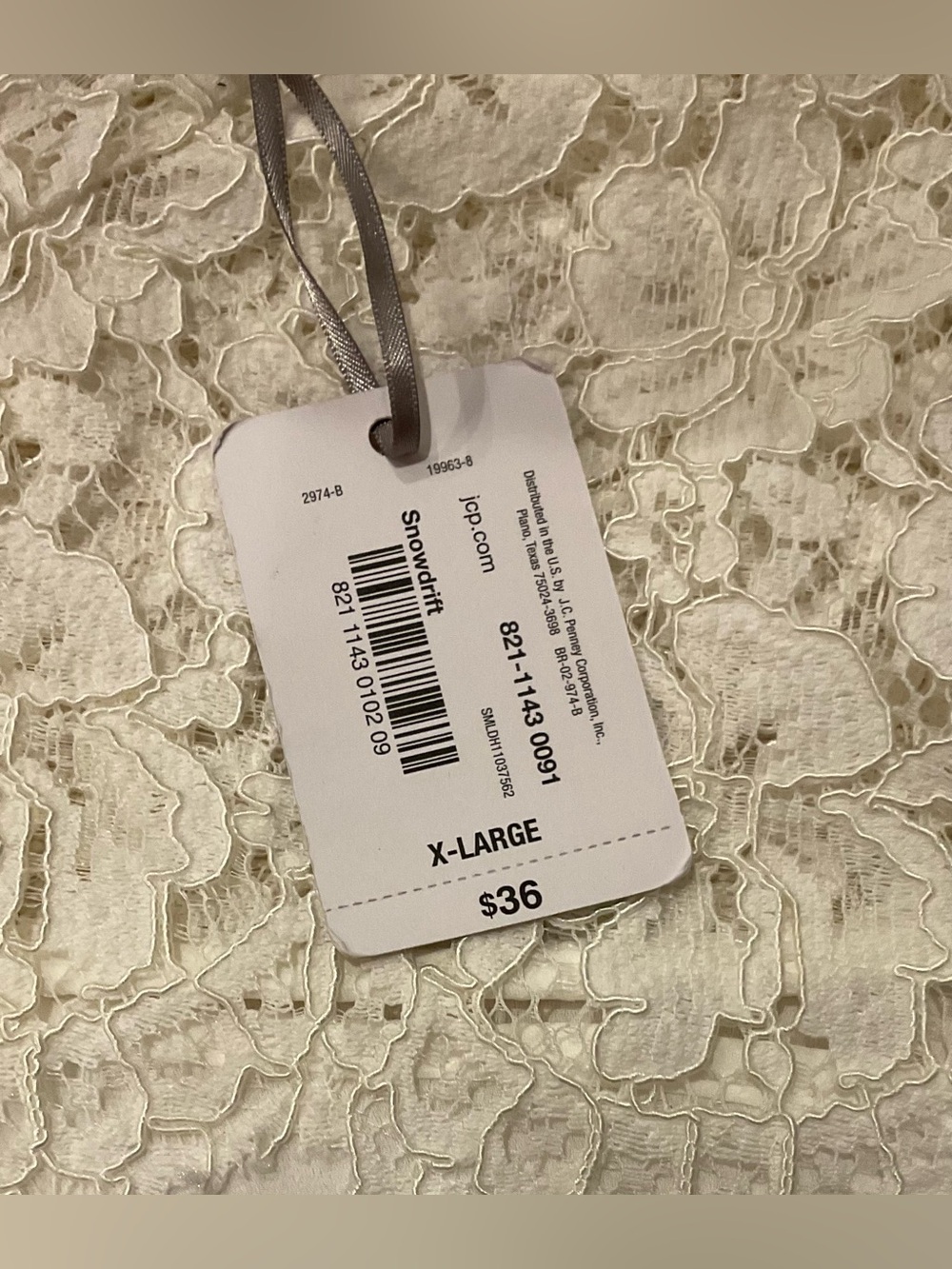 belle sky Ivory Lace Yoke Long Sleeve Top - Picture 4 of 4
